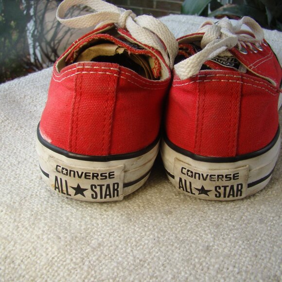 Converse All star red canvas low top sneakers, Size W 7 - Mens 5 - Picture 6 of 9